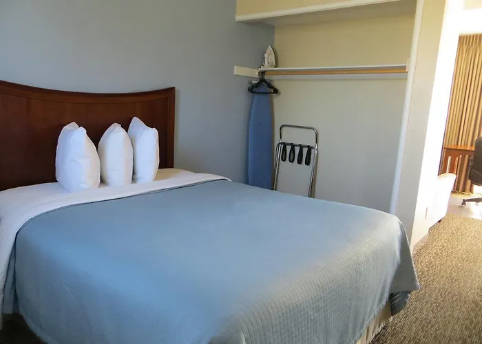 Coronet Motel